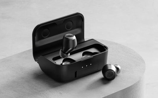 ENACFIRE F1 Earbuds with 2600mah POWERBANK & Qualcomm aptx chipset
